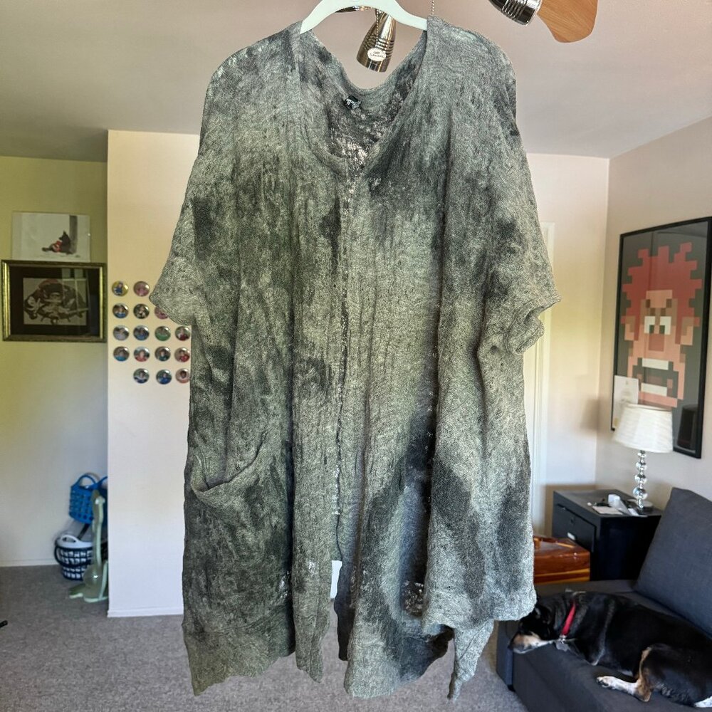 Dressed to Kill woven open front tunic